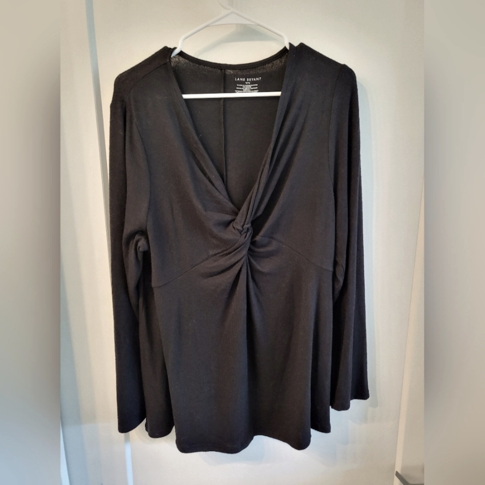 Lane Bryant twist-front sweater 14/16